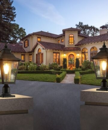 Outdoor Glass Pillar Wall Lights 2-Pack